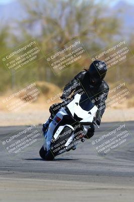 media/Mar-12-2022-SoCal Trackdays (Sat) [[152081554b]]/Turn 2 (1145am)/